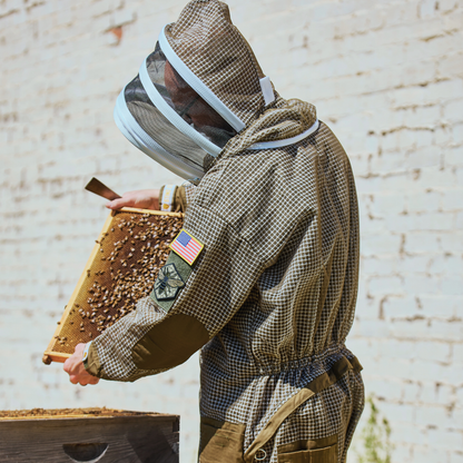 Sting Stopper Professional Ventilated Beekeeping Suit - Olive Green